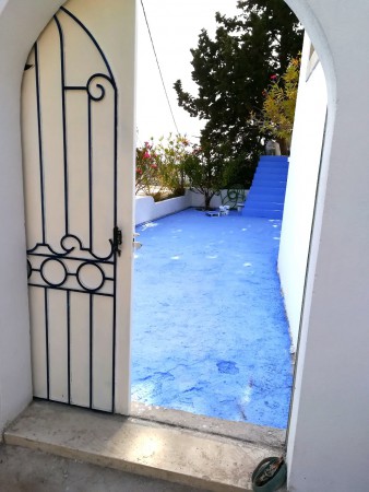 Portail coulissant et Terrasse basse de l'Entrée